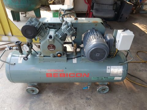 Máy nén khí Piston Hitachi